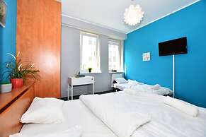 DUKES ApartHostel - Old Town