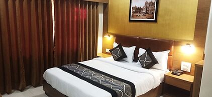 Hotel Crystal Luxury INN