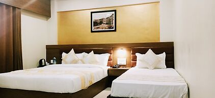 Hotel Crystal Luxury INN