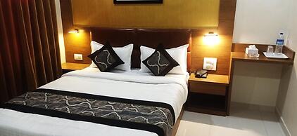 Hotel Crystal Luxury INN