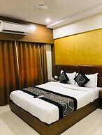 Hotel Crystal Luxury INN