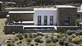 Bonzoe Suites & Villas