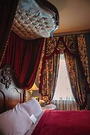 Anchuca Historic Mansion & Inn