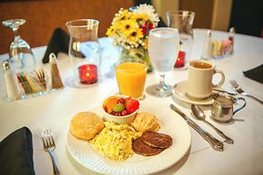 Anchuca Historic Mansion & Inn