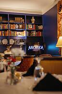 Anchuca Historic Mansion & Inn