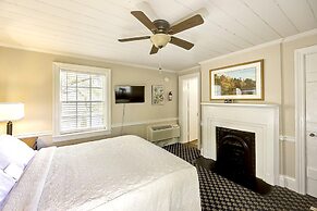 Anchuca Historic Mansion & Inn