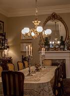 Anchuca Historic Mansion & Inn