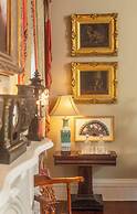 Anchuca Historic Mansion & Inn