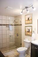 Anchuca Historic Mansion & Inn