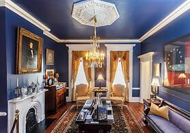 Anchuca Historic Mansion & Inn