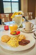 Anchuca Historic Mansion & Inn