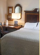 Anchuca Historic Mansion & Inn
