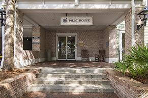 Pilot House 413