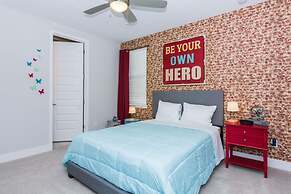 Amazing Home 6 Bedrooms with 6 Suites and private pool at Encore EC748