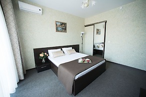 Mini hotel Platan