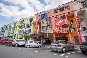 SPOT ON 89788 Musafir Transit Hotel