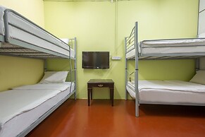 SPOT ON 89788 Musafir Transit Hotel