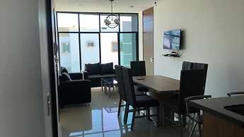 Apartment One Block From The Sea - C