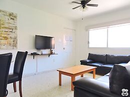 Apartment on the Beach - H-3