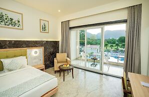 Villa Le Palms Resort & Spa