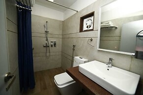 Hotel Marigold Mount Abu with Swimming Pool