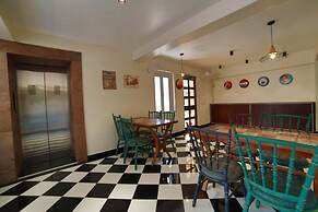 Hotel Marigold Mount Abu with Swimming Pool