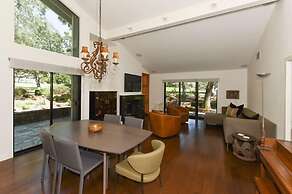 824 Oak Creek At Silverado 3 Bedroom Condo by RedAwning