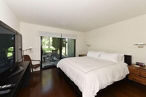 824 Oak Creek At Silverado 3 Bedroom Condo by RedAwning