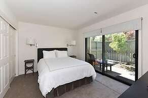 824 Oak Creek At Silverado 3 Bedroom Condo by RedAwning