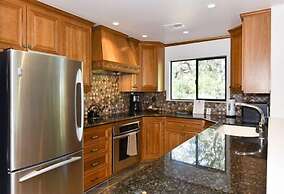 824 Oak Creek At Silverado 3 Bedroom Condo by RedAwning