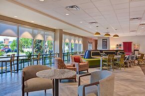 Home2 Suites Naples I-75 Pine Ridge Road, FL