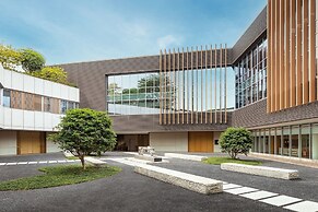 Midea Shunde Tribute Portfolio Hotel