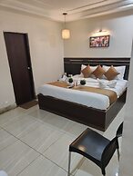 Hotel Shirdi Park Inn