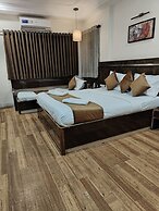 Hotel Shirdi Park Inn