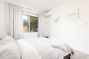 Comfy & Convenient Homebush West