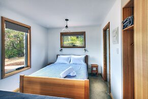 Freycinet Stone Studio 7