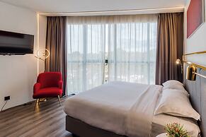 Regatta Stay Kozi Square Kuching