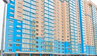 Apartment Voskresenska 18