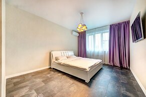 Apartment Voskresenska 18