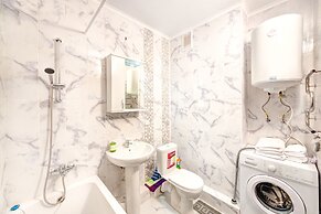 Apartment Voskresenska 18