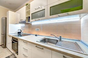 Apartment Voskresenska 18