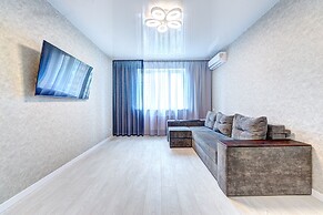 Apartment Voskresenska 18