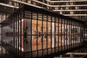 Shilla Monogram Danang