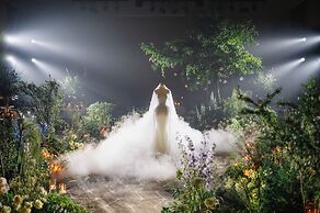 Shilla Monogram Danang