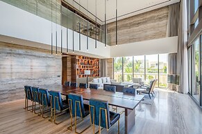 Shilla Monogram Quangnam Danang