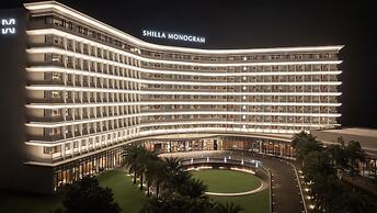 Shilla Monogram Danang