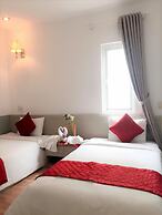 The Carnation Hotel Da Nang