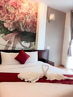 The Carnation Hotel Da Nang