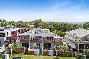 Your Luxury Escape - Driftwood Two