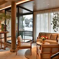 Blossom Hill Inn · Shantang